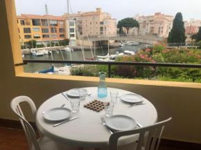 Cap D 'Agde Studio cabine 5 personnes, vue chenal